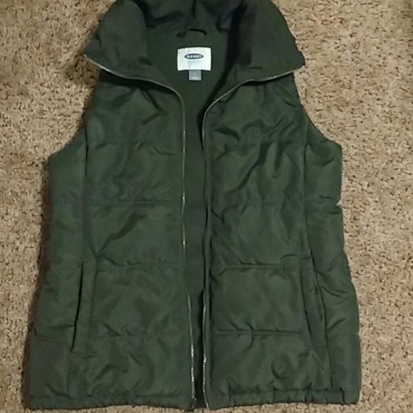 Old Navy Olive Green Womens Puffer Vest 